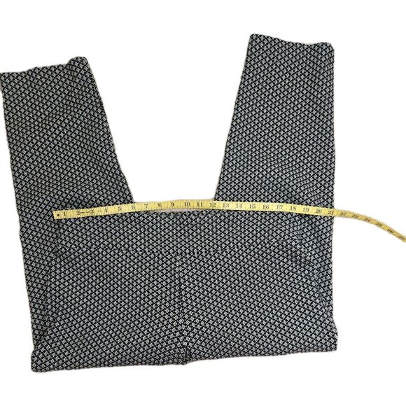 Attyre Womens Pants Size 16W Black Gold Diamond Print Pull On Ankle Length Plus - Picture 8 of 9